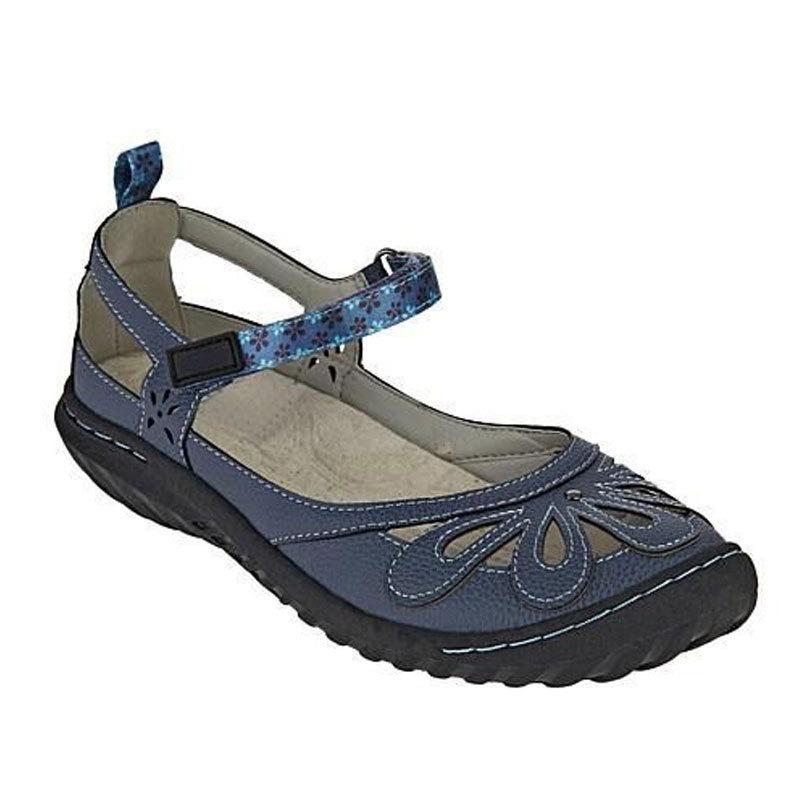 Round-Out Breathable Flat Sandals