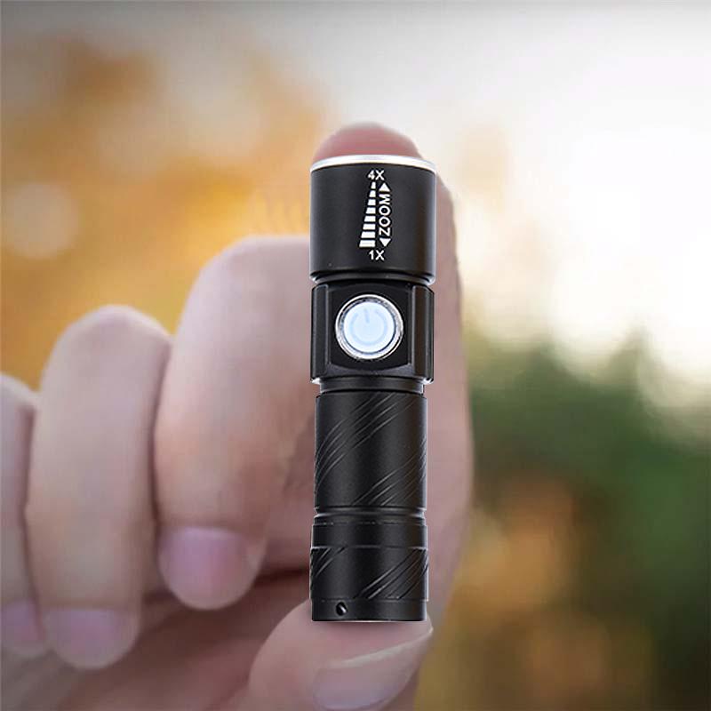 Mini Q5 Flashlight